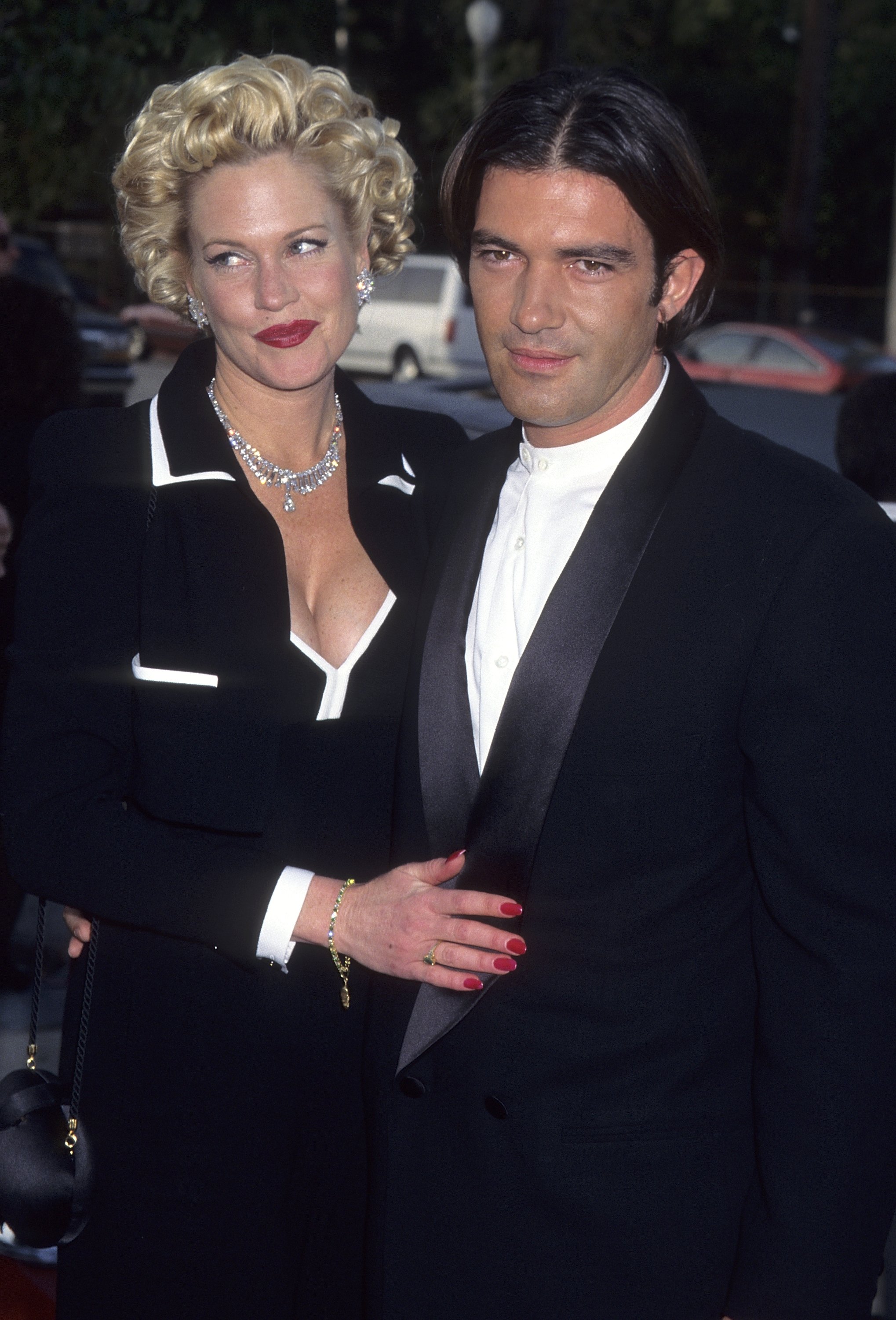 Melanie Griffith and actor Antion Banderas attend the First Annual Blockbuster Entertainment Awards on June 3, 1995 | Source: Getty Images