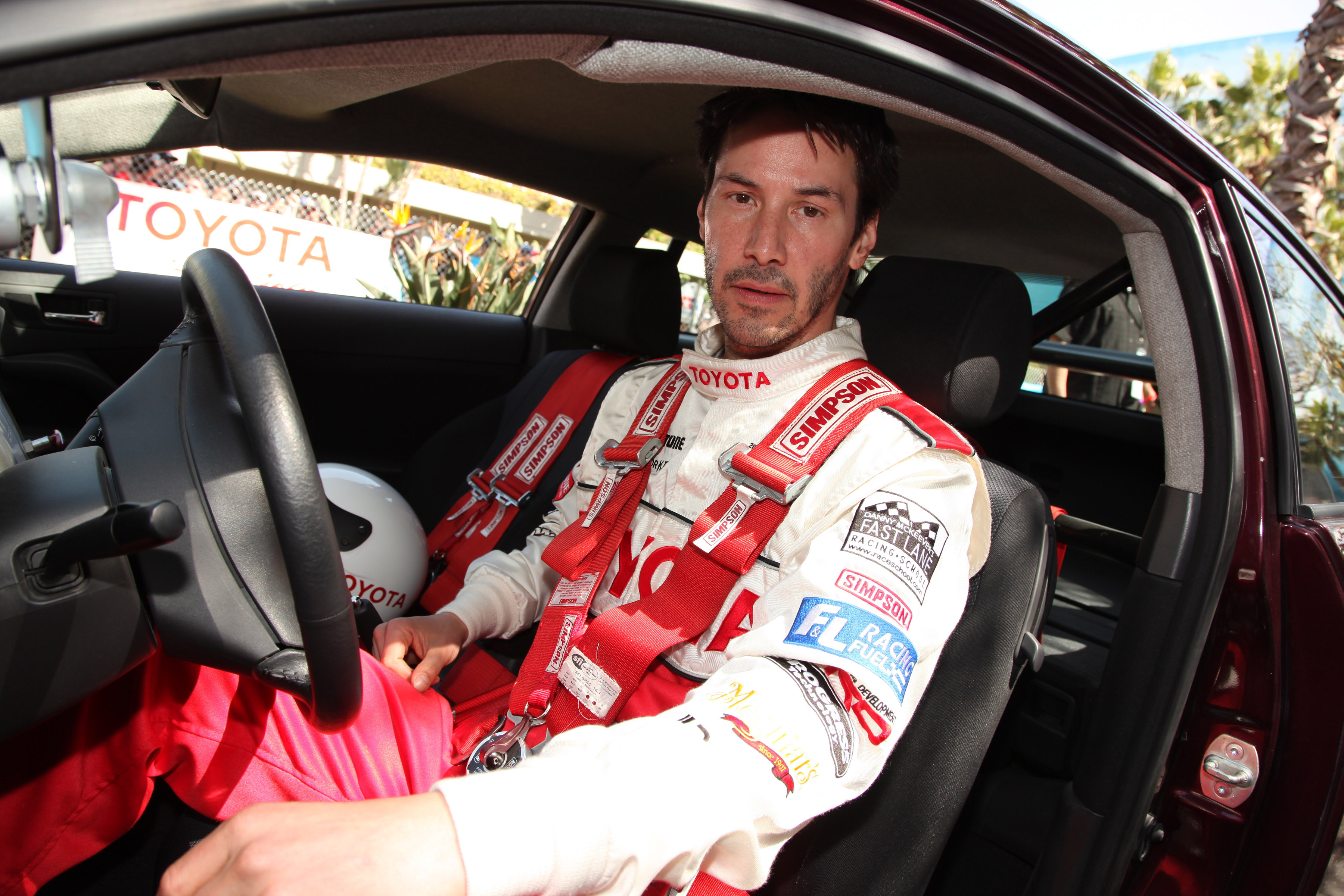 Keanu Reeves at People Magazine's presentation of The PEOPLE Pole Award at the Toyota Grand Prix of Long Beach in California, on April 16, 2010 | Source: Getty Images