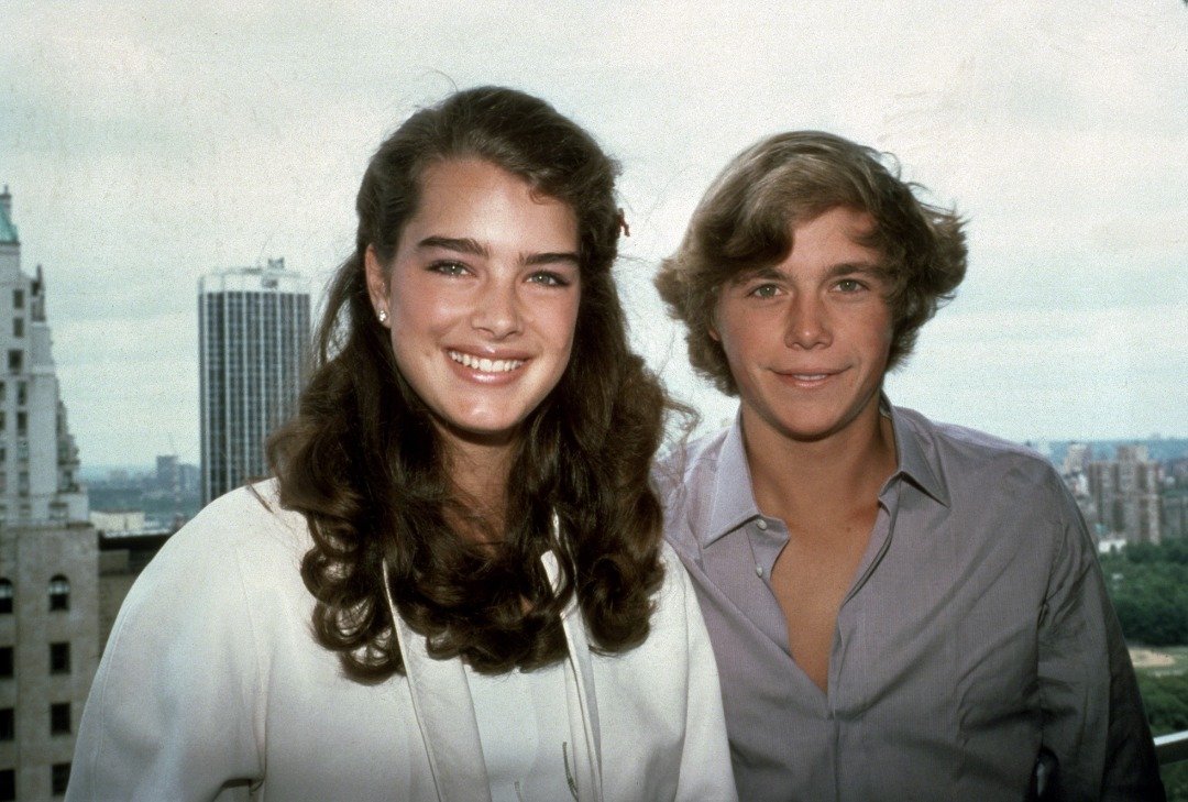  Brooke Shields and "Blue Lagoon" co-star Christopher Atkins circa 1980 | Source: Getty Images