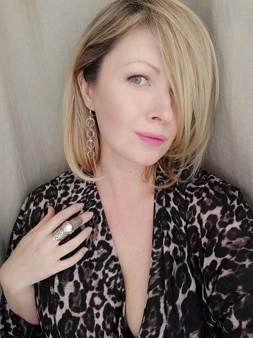 Portrait d'une belle femme de plus de 40 ans. | Photo : Getty Images