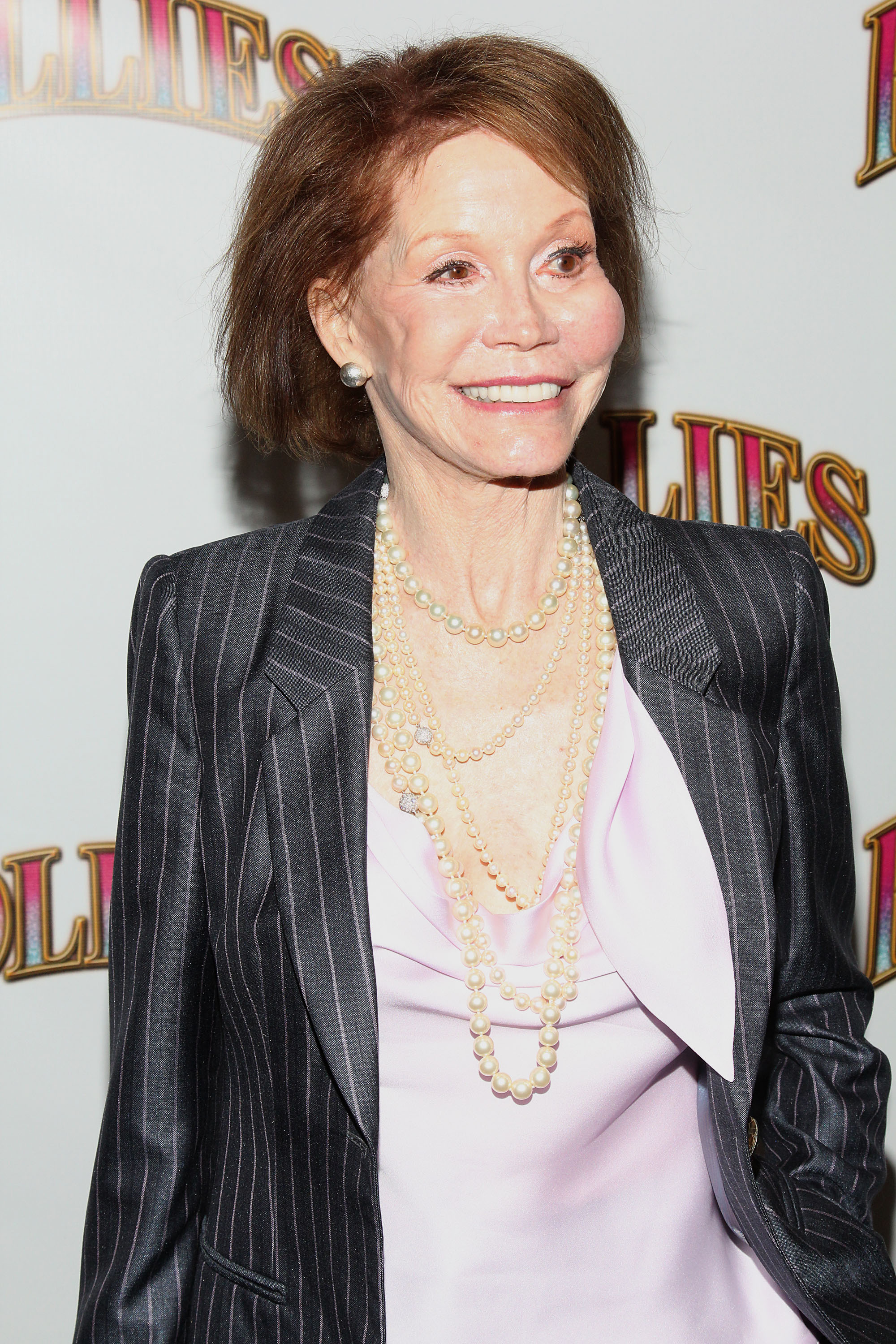 Mary Tyler Moore attends the "Follies" Broadway opening night at the Marquis Theatre on September 12, 2011, in New York City. | Source: Getty Images