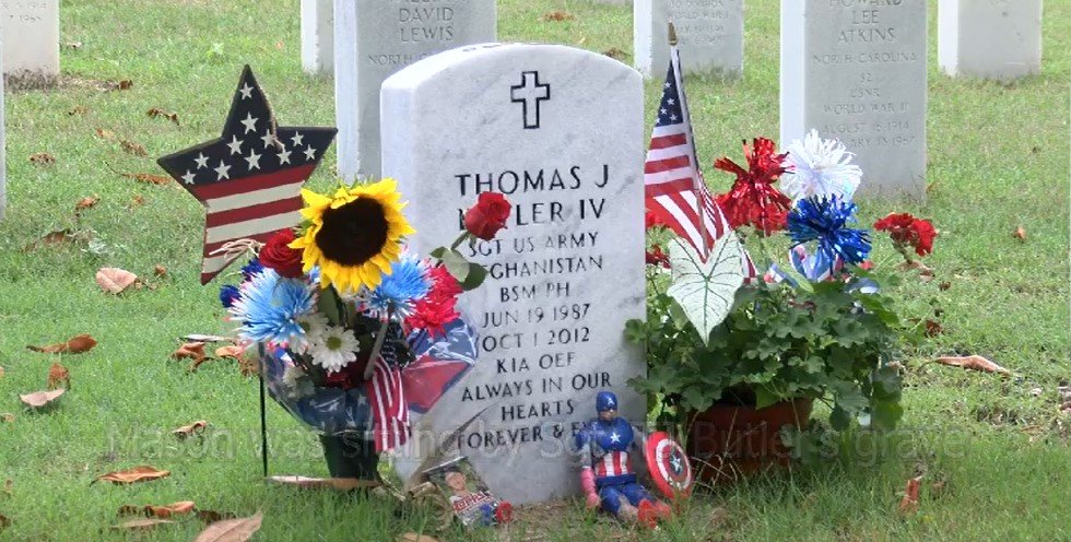Picture of the gravesite of Sgt. TJ Butler | Source: Facebook/WECT News 