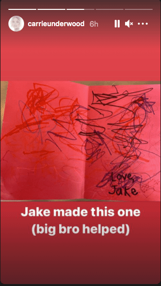 Lovely birthday card Carrie Underwood got from her son, Jake | Photo: Instagram / carrieunderwood/