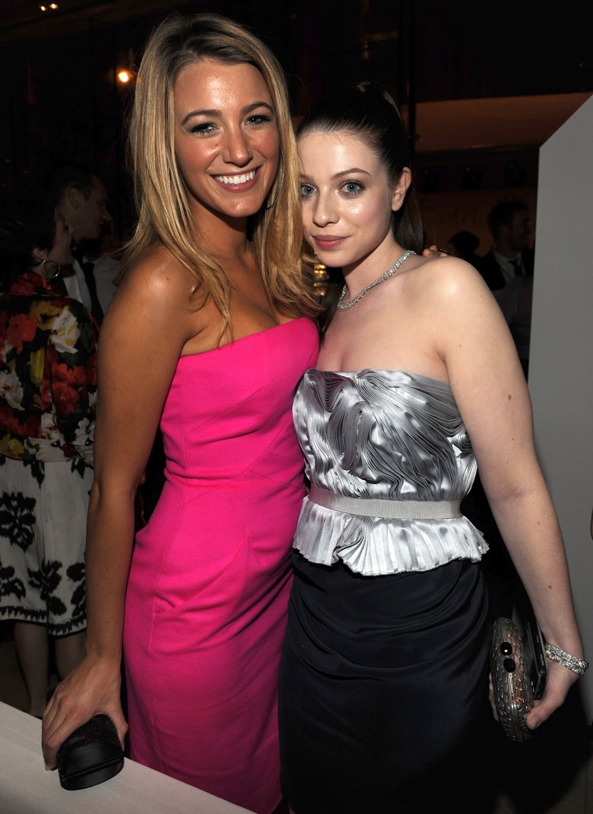 Blake Lively and Michelle Trachtenberg at the CFDA Fashion Awards on June 15, 2009, in New York City | Source: Getty Images