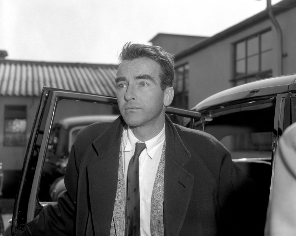 Montgomery Clift at London Airport from New York to make the new film "Suddenly, Last Summer" on 13 May, 1959 | Photo: Getty Images