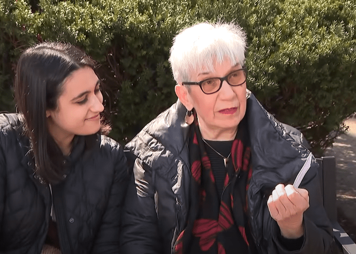 Evelyn Shaw and her granddaughter Ataret Shaw during an interview. | Photo: YouTube/Inside Edition