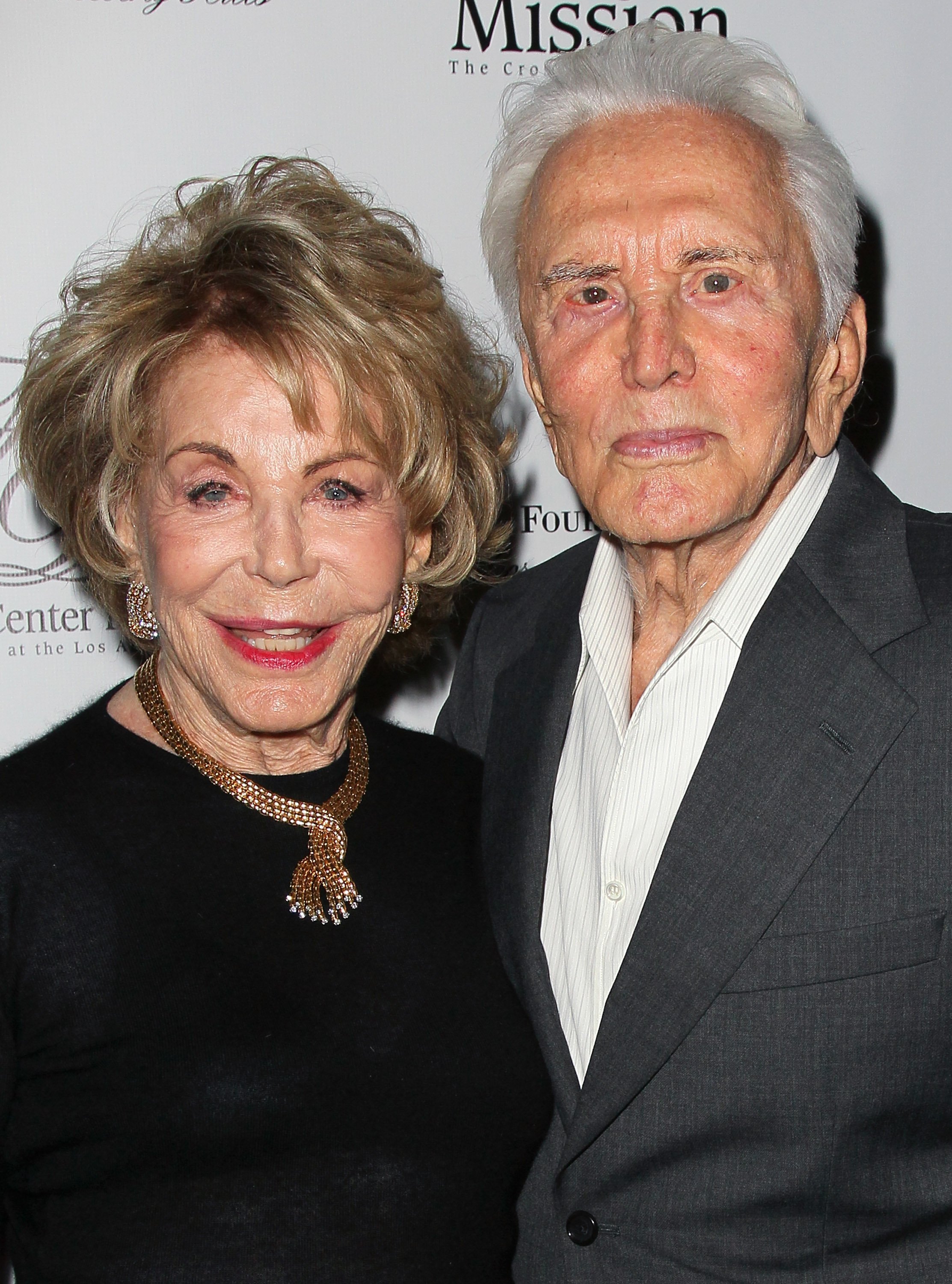 Kirk Douglas and Anne Buydens. I Image: Getty Images.