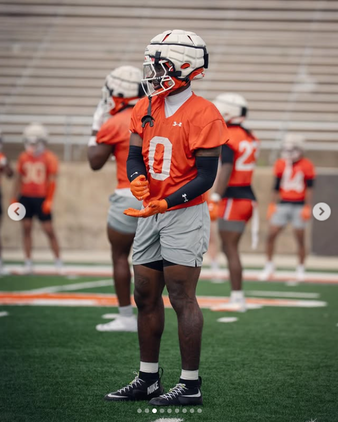 Calm, focused, and prepared — William Davis keeps his attention on the field during training camp. | Source: Instagram/chosendavis_
