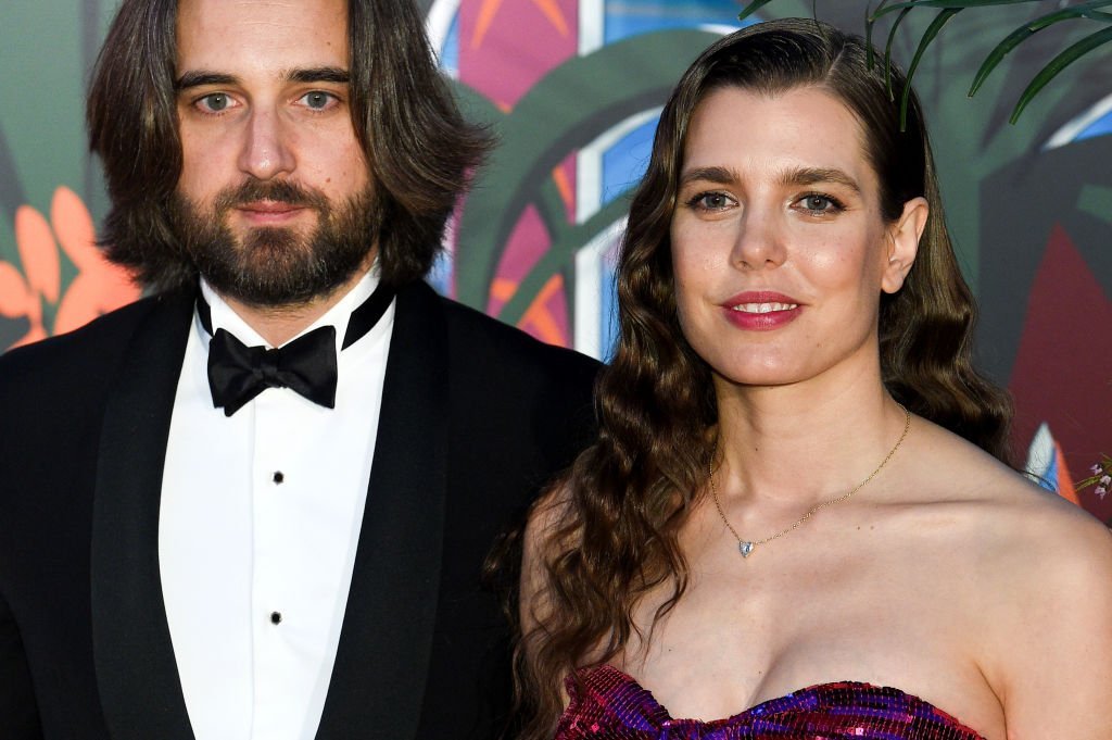 Charlotte Casiraghi et Dimitri Rassan arrivent au César Film Awards 2018 à la Salle Pleyel le 2 mars 2018 à Paris. | Photo : Getty Images