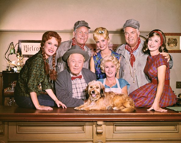 Cast of the television series "Petticoat Junction." (1963-1970). | Photo: Getty Images