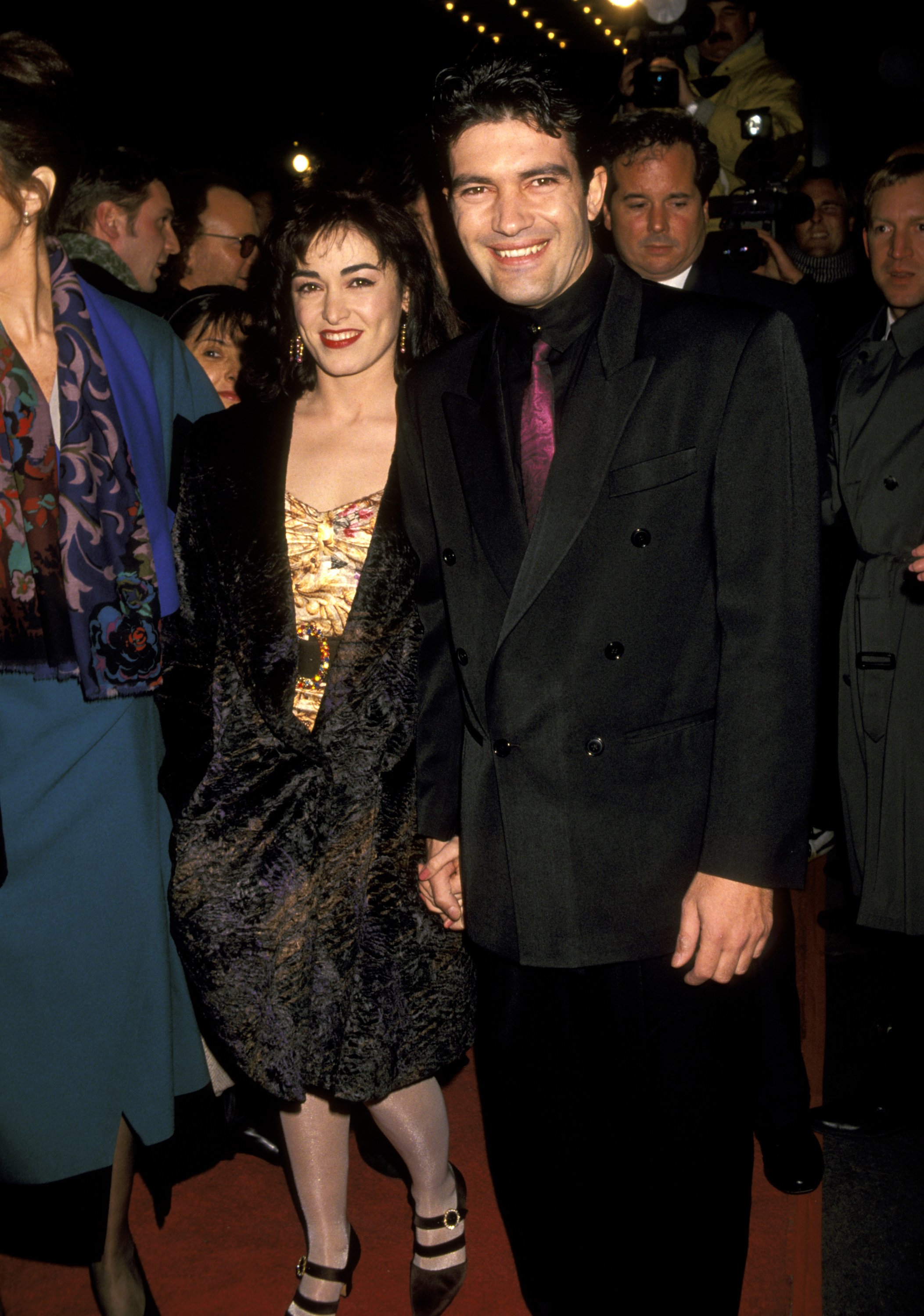 Antonio Banderas and Ana Leza are photographed during "The Mambo Kings" New York Premiere on February 12, 1992, at Ziegfield Theatre in New York City | Source: Getty Images