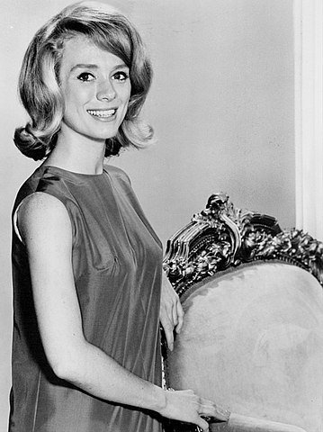 Inger Stevens from the television series "The Farmer's Daughter." | Source: Wikimedia Commons.