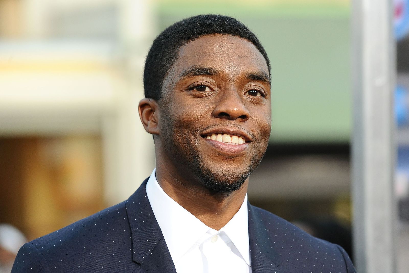 Late Chadwick Boseman at the premiere of "Draft Day" at Regency Bruin Theatre on April 7, 2014 in Los Angeles, California. | Photo: Getty Images.