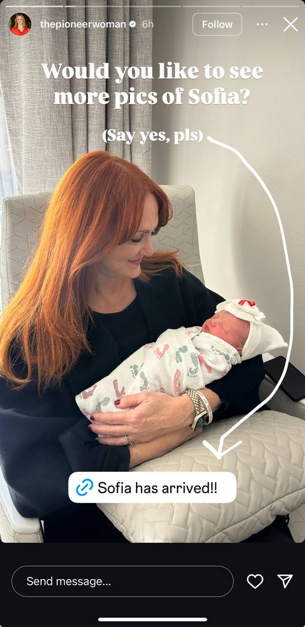 Ree Drummond and Sofia Marie Scott, from an Instagram story, on December 18, 2024 | Source: Instagram/thepioneerwoman