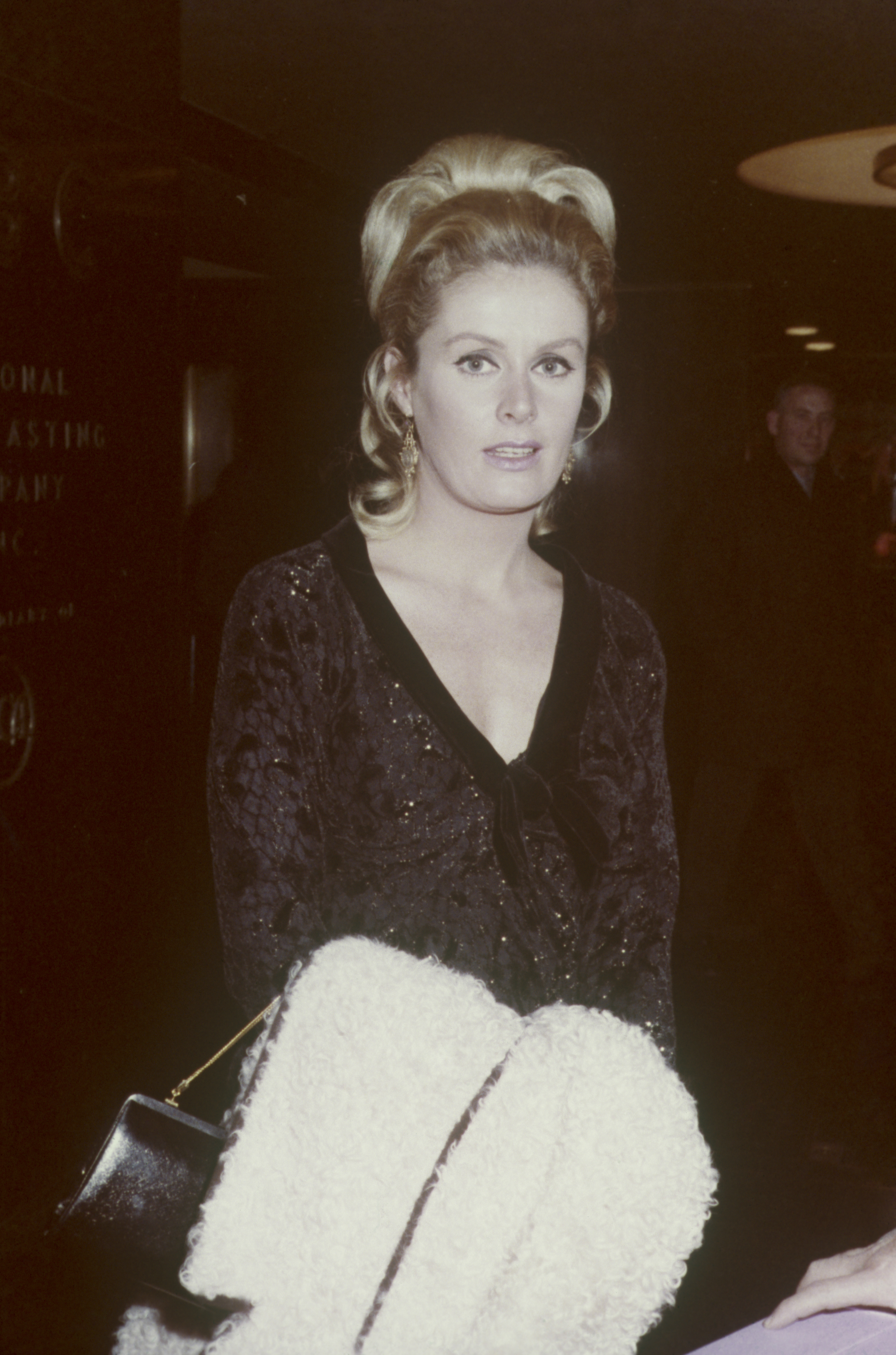 Diana Hyland in a beaded dress at a formal event in New York City, circa 1970 | Source: Getty Images