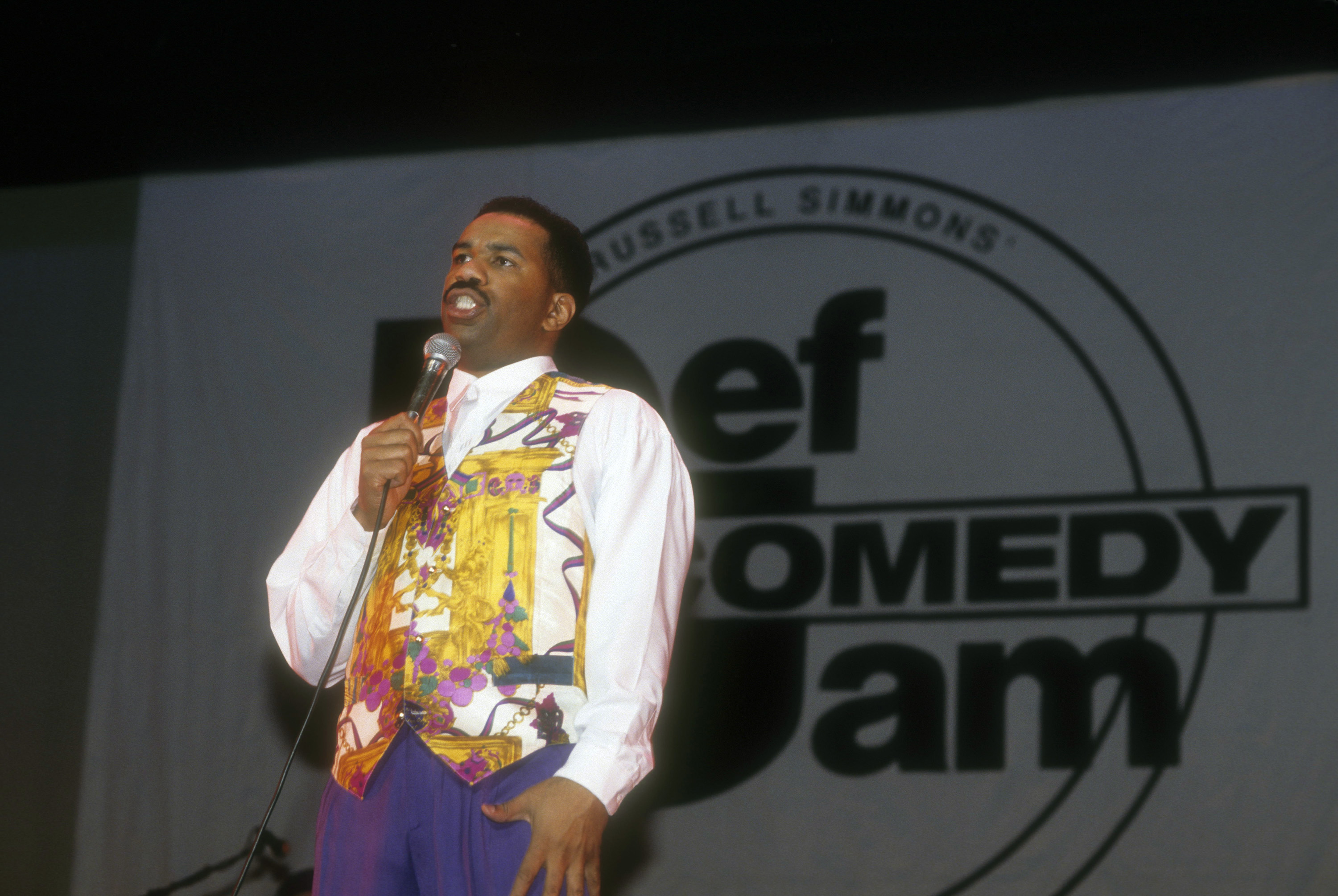 Steve Harvey performs at Russell Simmons' Def Comedy Jam in New York City on June 10, 1993 | Source: Getty Images