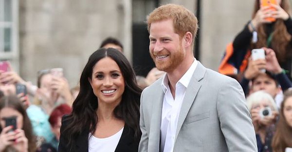 Image Credit: Twitter/hellomag Image Credit: Twitter/hellomag