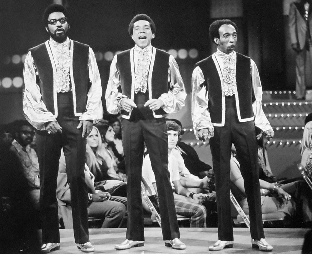 The Miracles performing on The Smokey Robinson Show, a 1970 ABC Television special | Photo: Wikimedia Commons Images