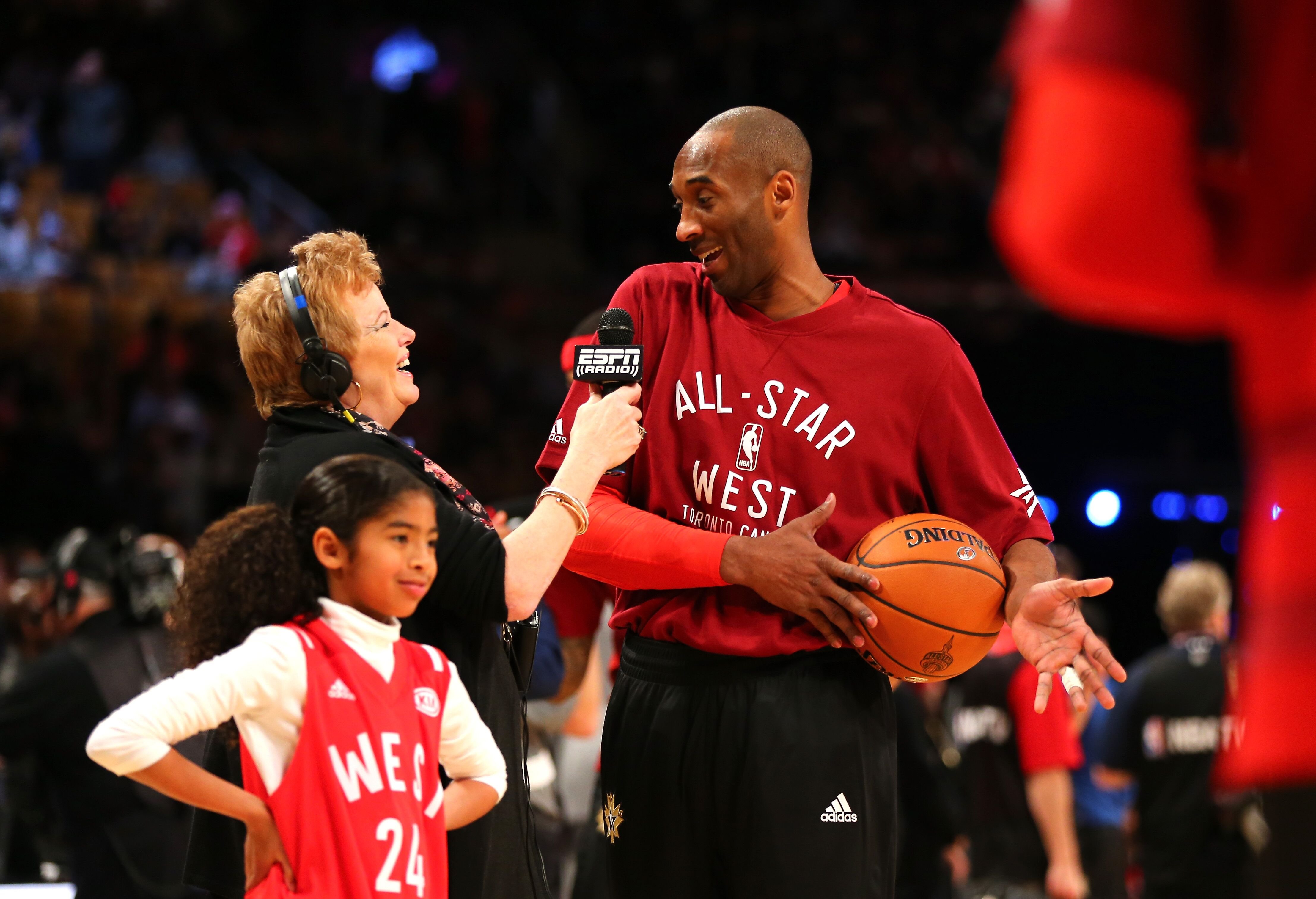 : Kobe Bryant talks to the media during the West All-Stars practice alongside his daughter, Gianna/ Source: Getty Image