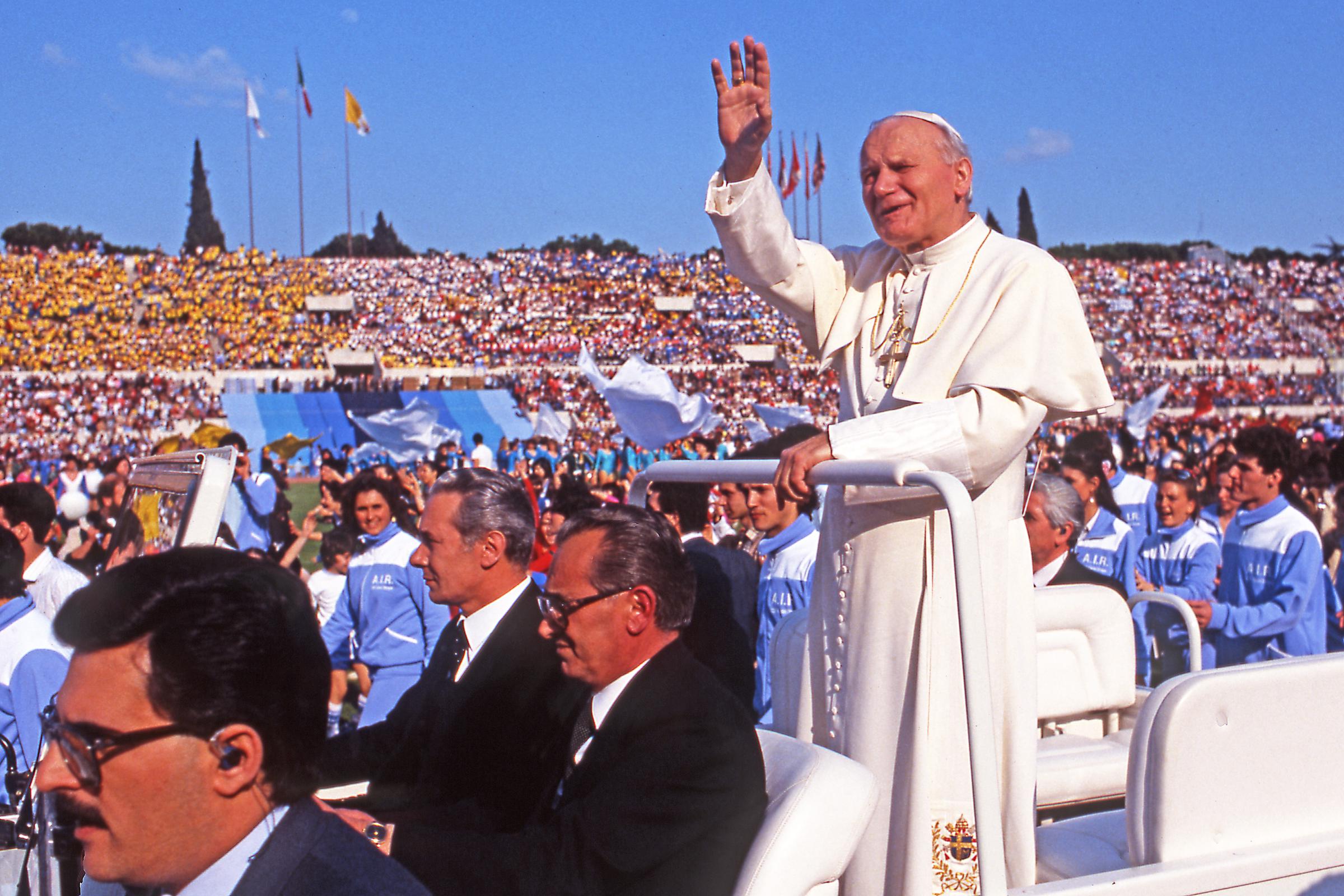 Pope John Paul II at the Youth Jubilee on April 14, 1984. | Source: Getty Images