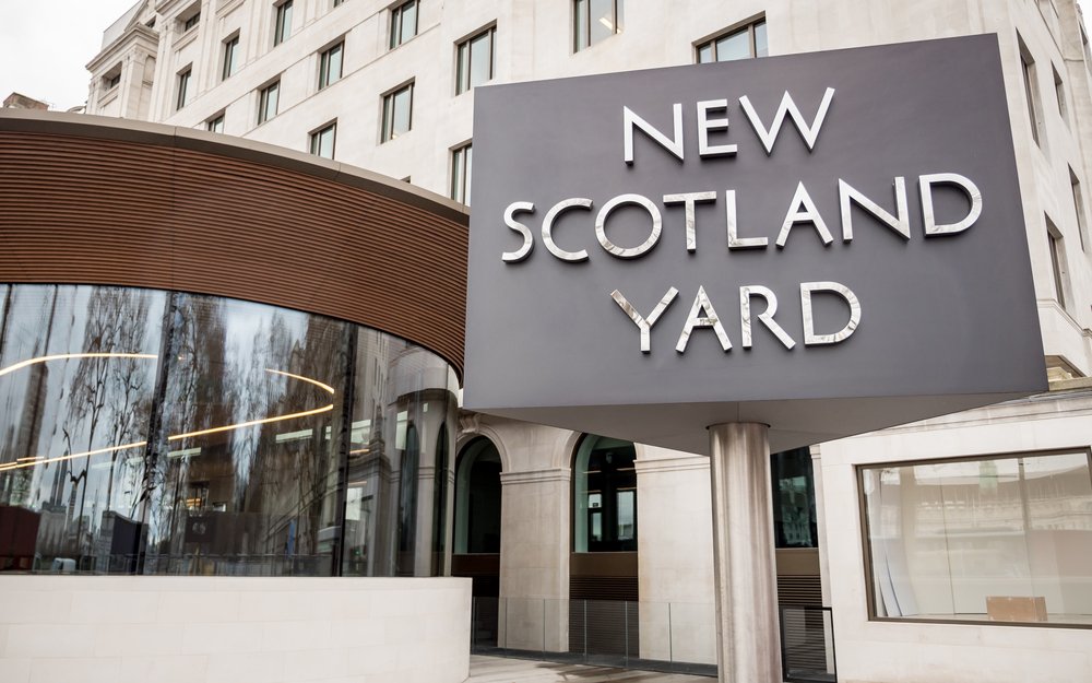 New Scotland Yard, the home of the London Metropolitan Police on its new site on Victoria Embankment, Westminster, London on March 8, 2017 | Photo: Shutterstock/pxl.store