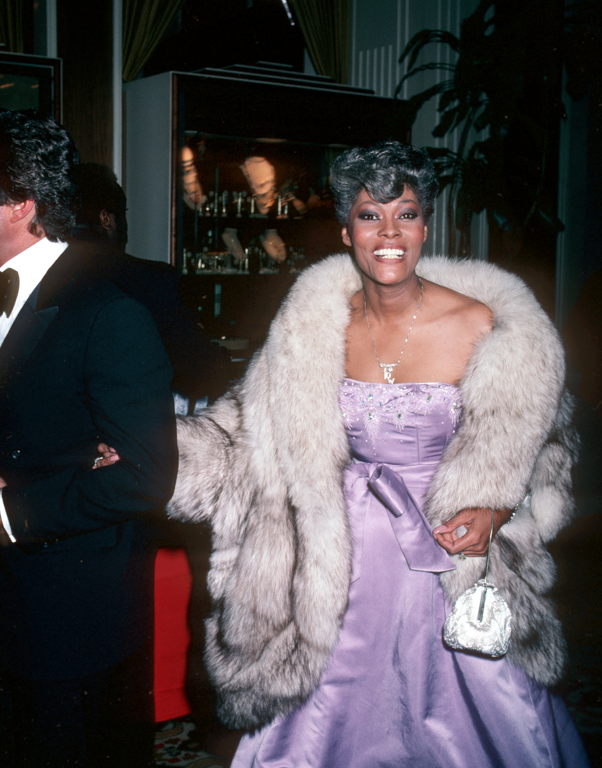 Dionne Warwick posing for a picture on January 1, 1980. | Source: Getty Images