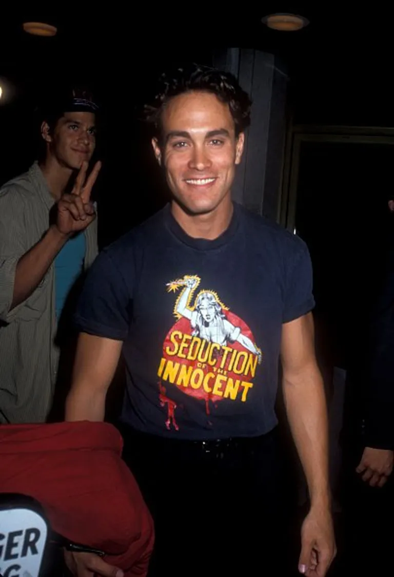 Brandon Lee in Los Angeles, California in 1990. | Photo: Getty Images