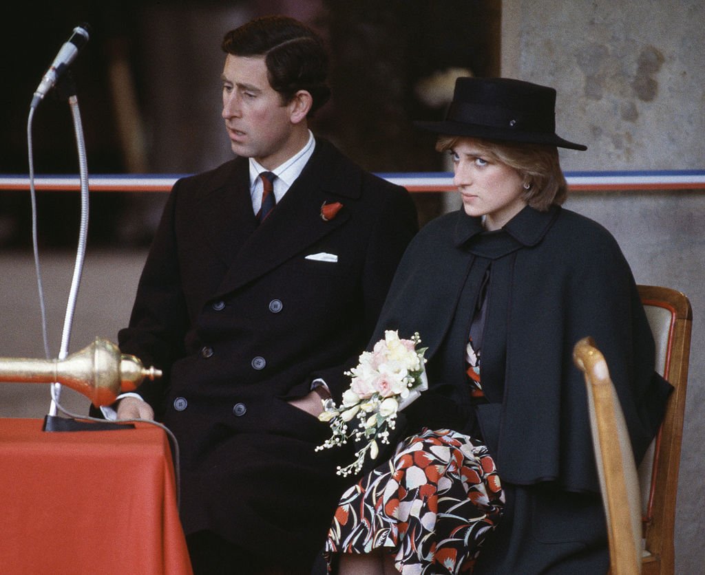 El príncipe Charles y la princesa Diana en una gira por Gales, en octubre de 1981. | Foto: Getty Images