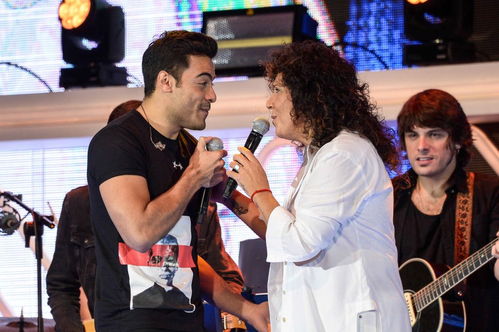 David Rivera y Rosana cantando.| Fuente: Getty Images David Rivera y Rosana cantando.| Fuente: Getty Images