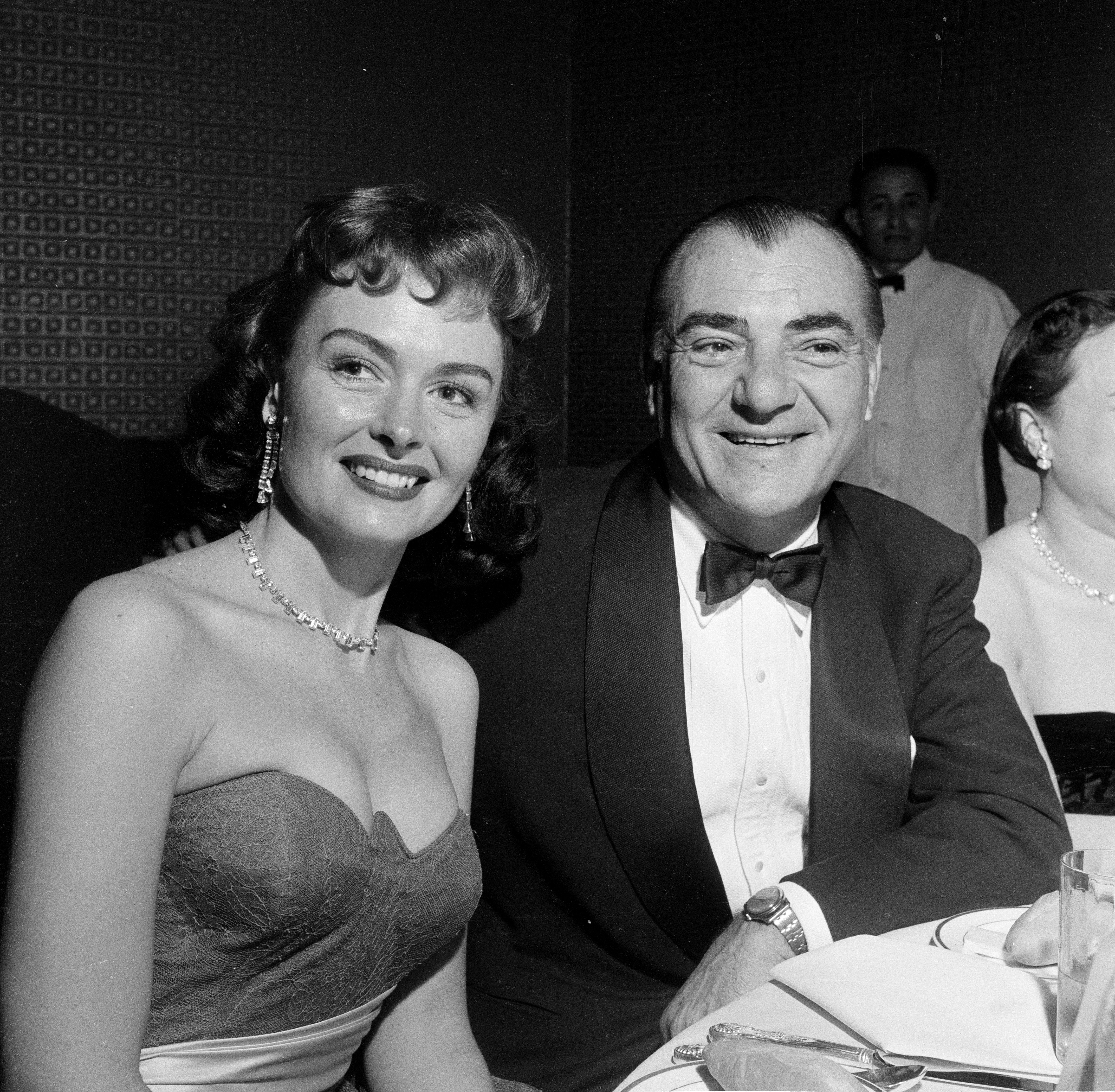 Actress Donna Reed poses with her husband Tony Owen during the Academy Award in Los Angeles, California, on March 25, 1954, | Source: Getty Images