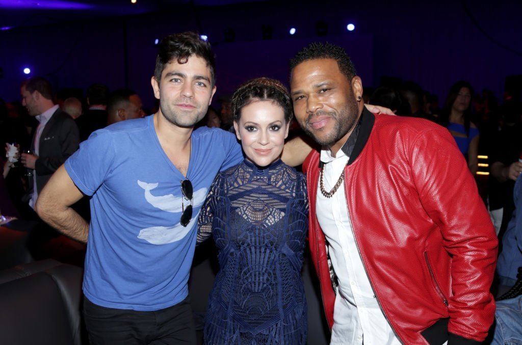 Adrian Grenier, Alyssa Milano, and Anthony Anderson at the Rolling Stone Live: Houston. | Source: Getty Images