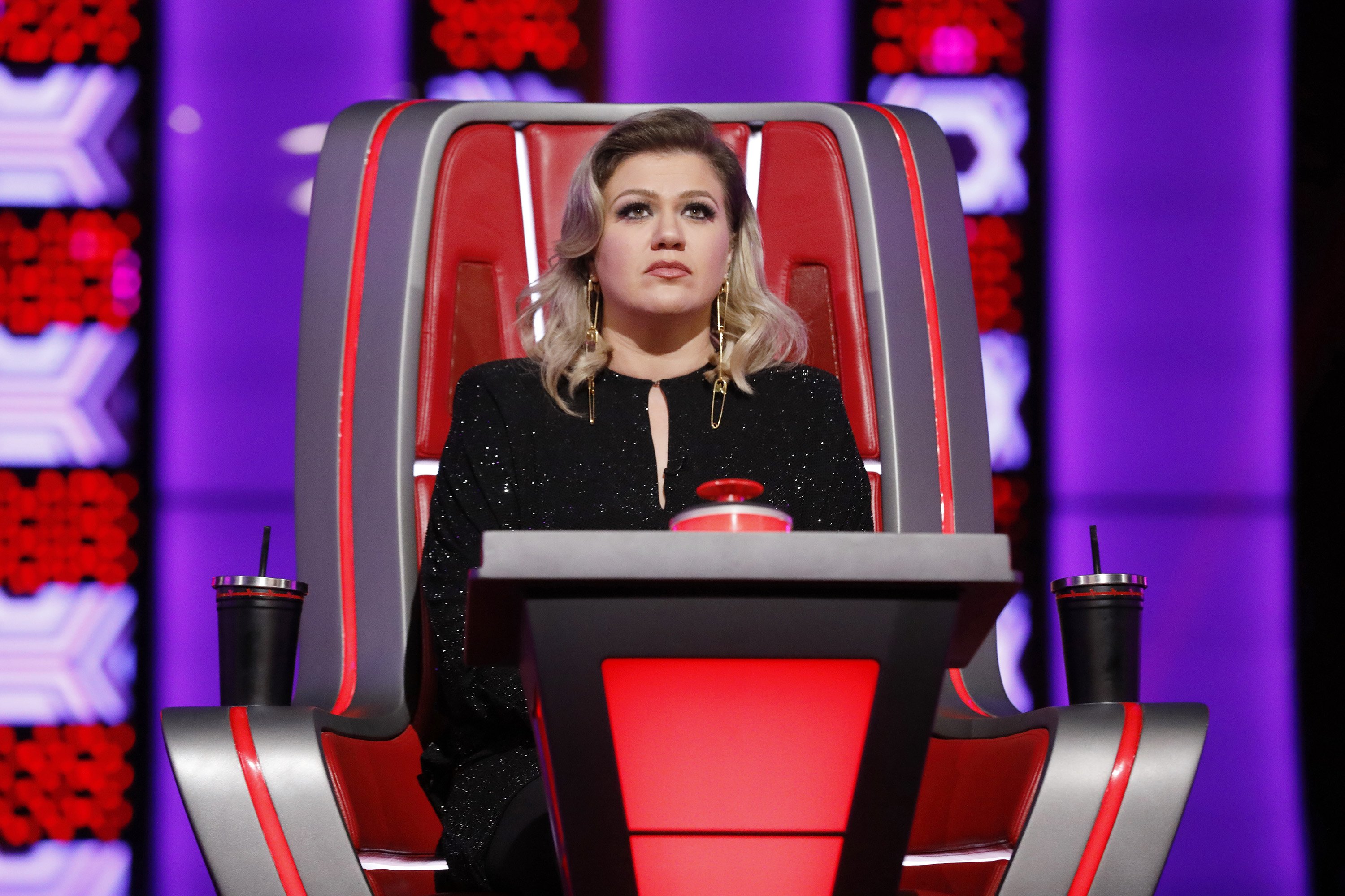 Kelly Clarkson Gets Emotional On 'The Voice' after a Contestant