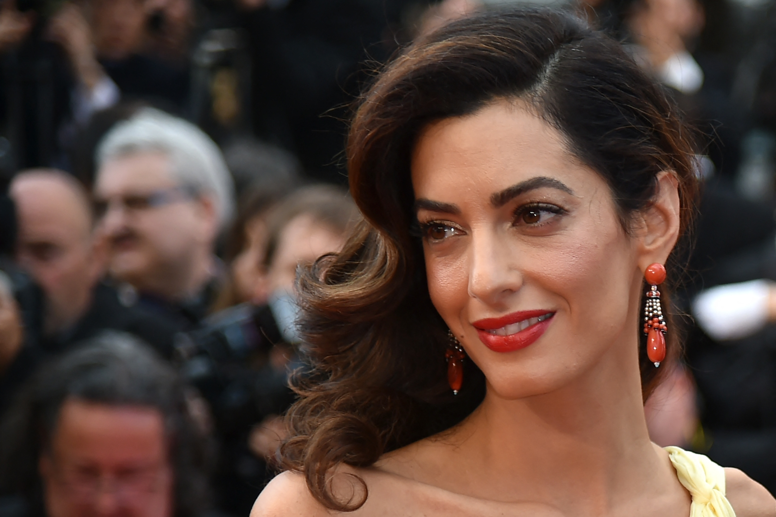 Amal Clooney attends the Cannes Film Festival in France on May 12, 2016 | Source: Getty Images