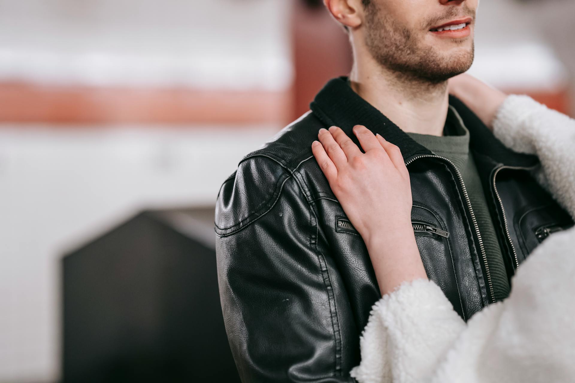 Close-up of a couple holding each other | Source: Pexels