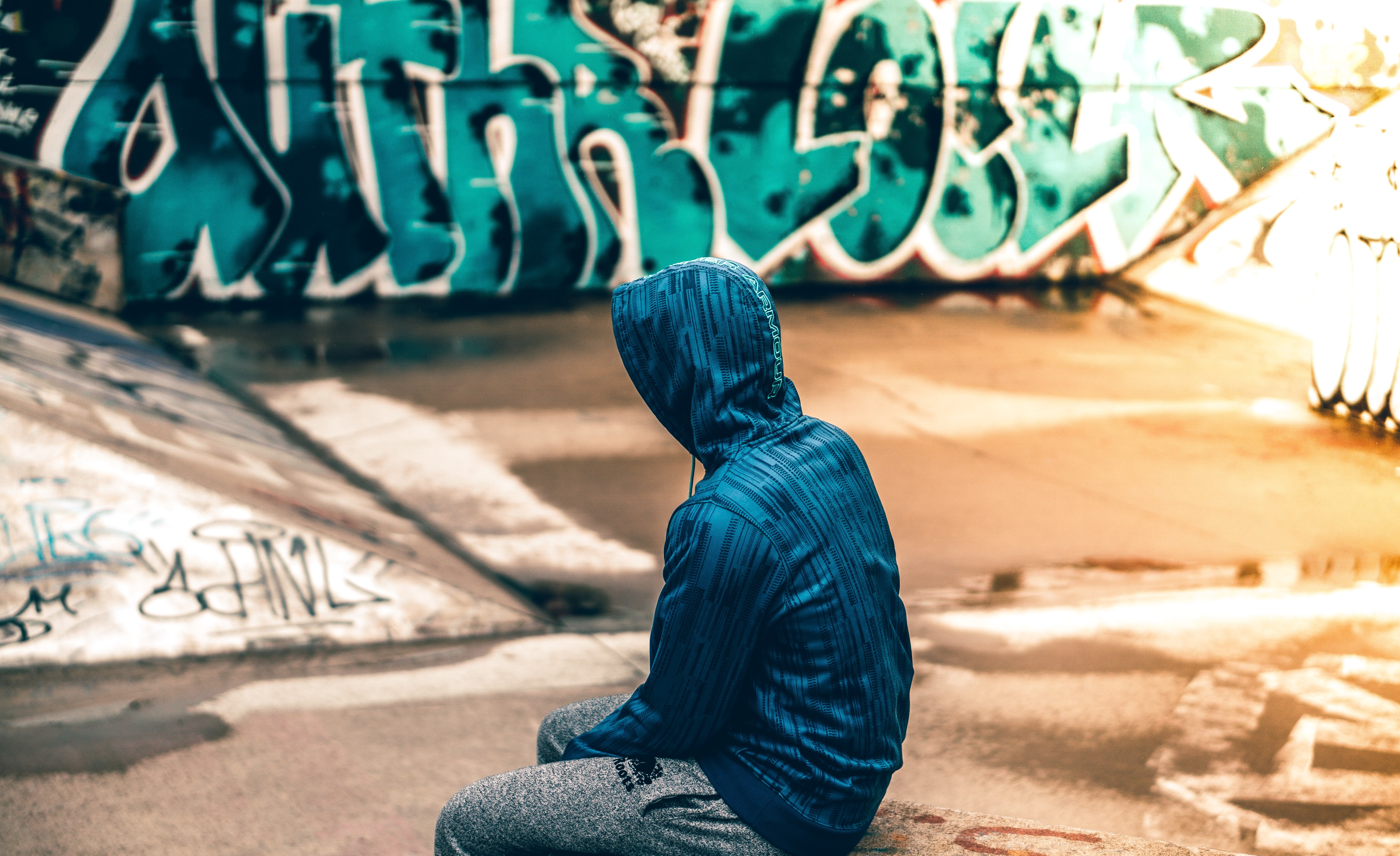 Todd was nervous about his appearance & always covered up with his hoodie. | Source: Unsplash
