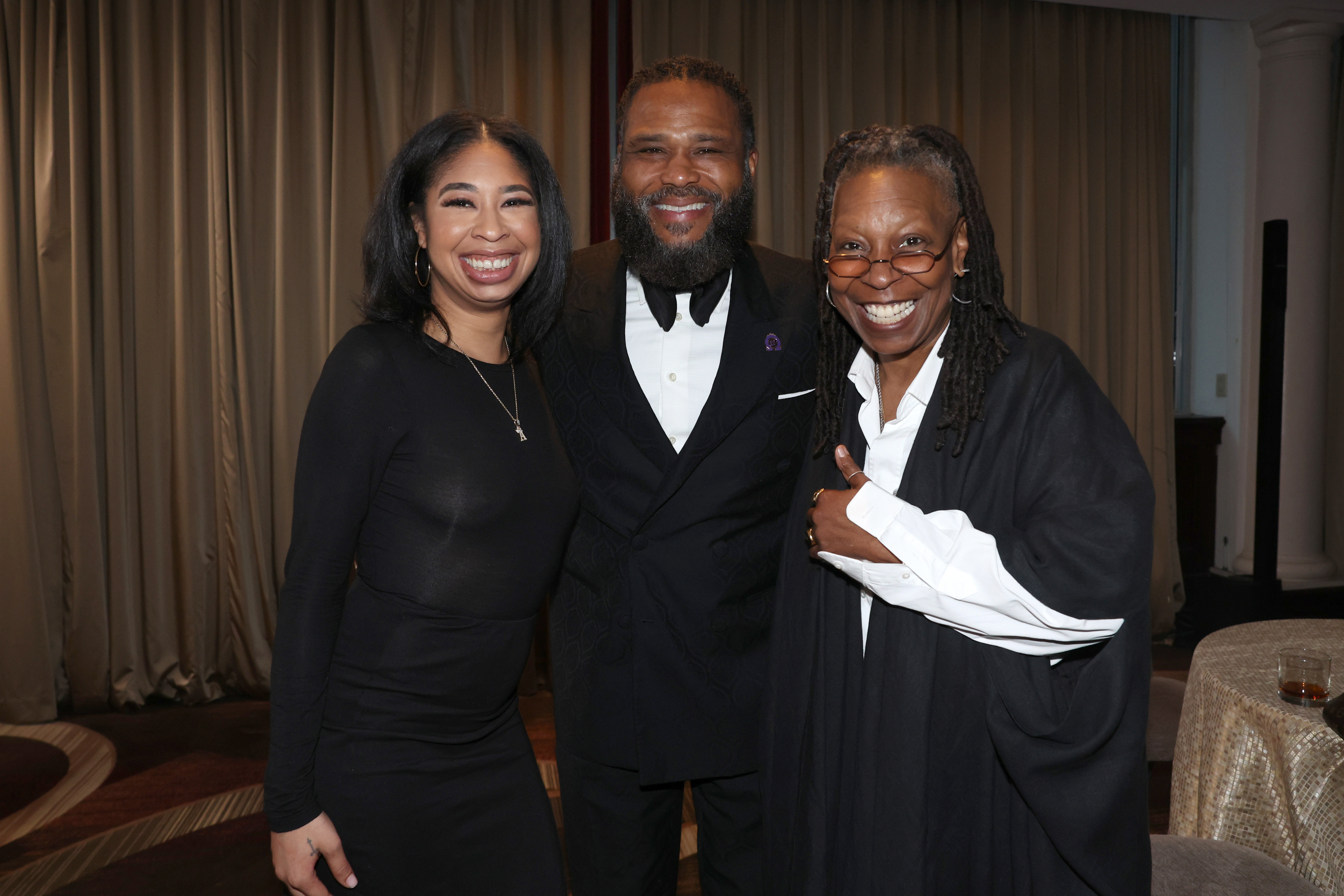 Amarah Dean, Anthony Anderson, and Whoopi Goldberg attend the 2024 National Action Network Keepers Of The Dream Awards on April 10, 2024 | Source: Getty Images