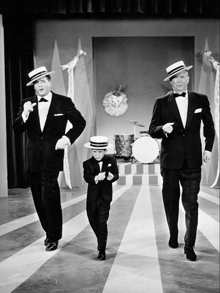 Desi Arnaz, Richard Keith and Maurice Chevalier from The Lucy-Desi Comedy Hour. | Source: Wikimedia Commons
