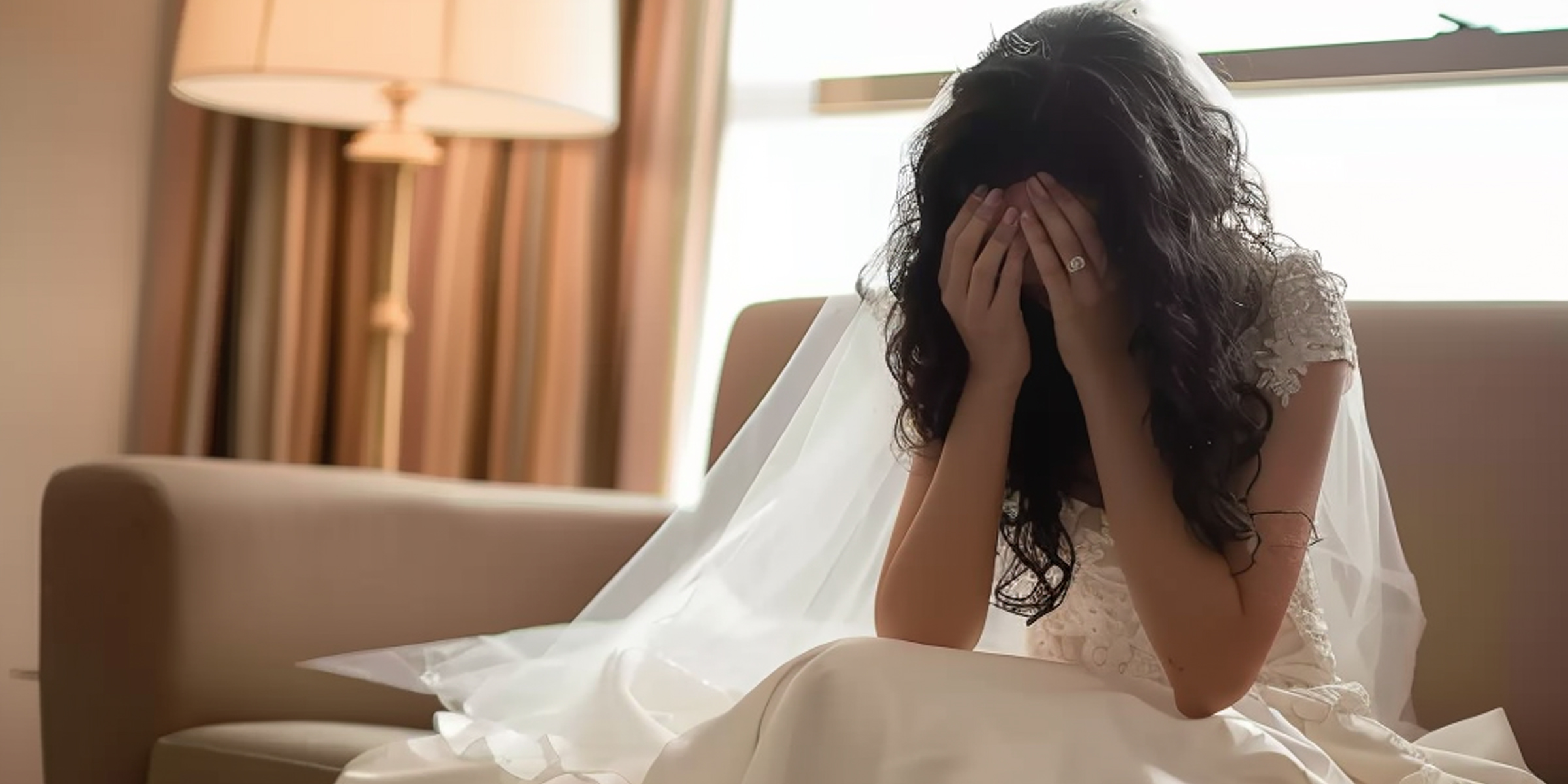 A bride covers her face with her hands | Source: AmoMama