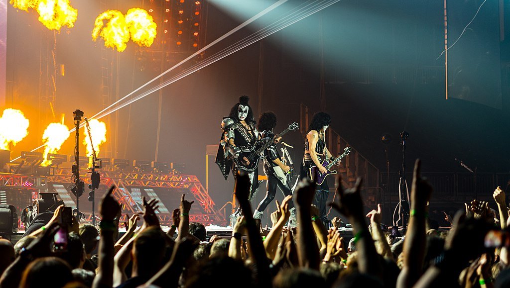 Kiss at a concert on May 31, 2017 | Photo: Raph_PH/Kiss - The O2/KissO2310517-50 (35095769445)/CC BY 2.0/Wikipedia