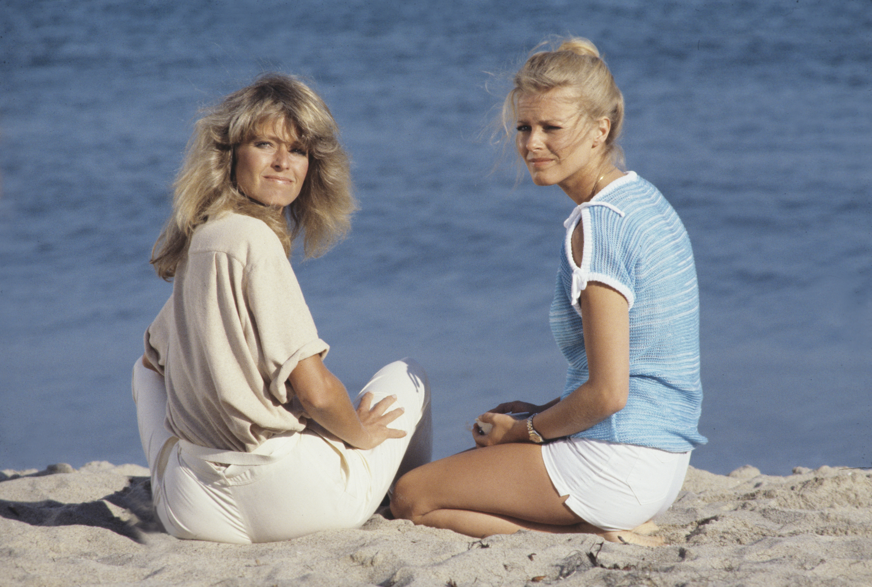 Farrah Fawcett and Cheryl Ladd on the set of "Charlie's Angels" Season Three on September 20, 1978. | Source: Getty Images