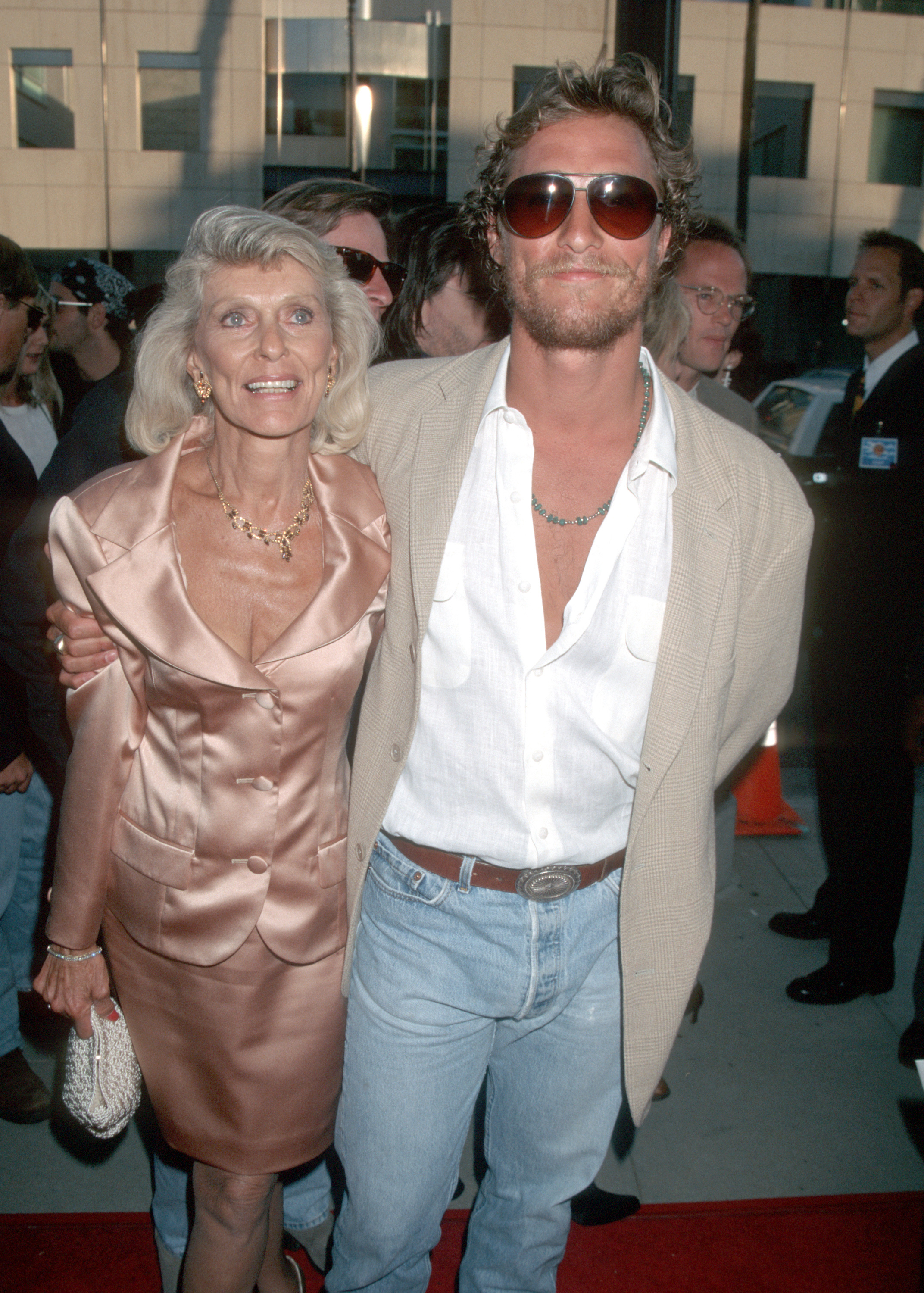 Kay and Matthew McConaughey at the premiere of "A Time to Kill" in Beverly Hills, California on July 9, 1996 | Source: Getty Images