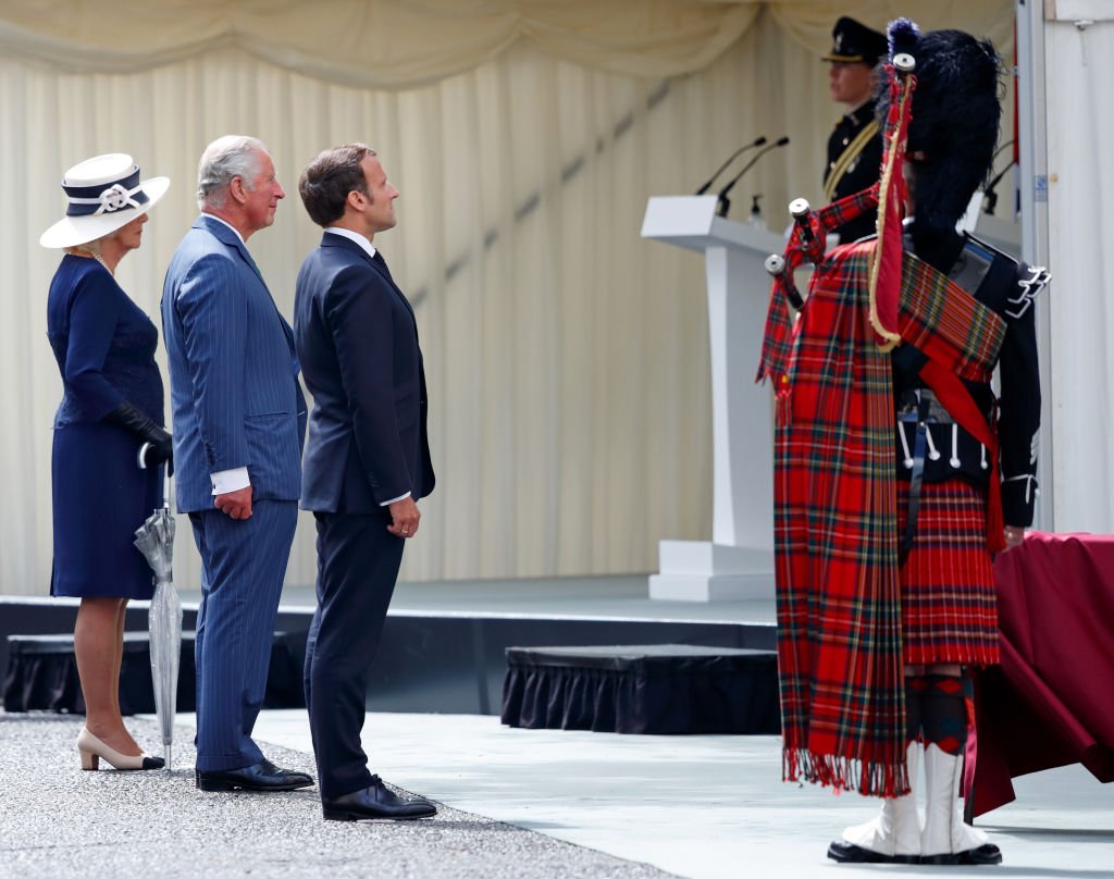  Le Prince de Galles et la Duchesse de Cornouailles reçoivent le Président Macron.| Photo : Getty Images