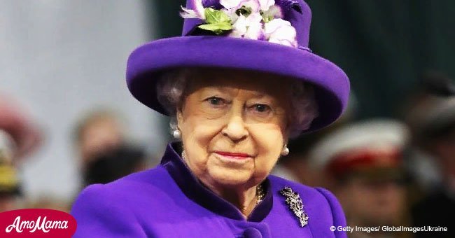 The Queen was dressed in a vibrant blue dress as she hosted a garden party at Buckingham Palace