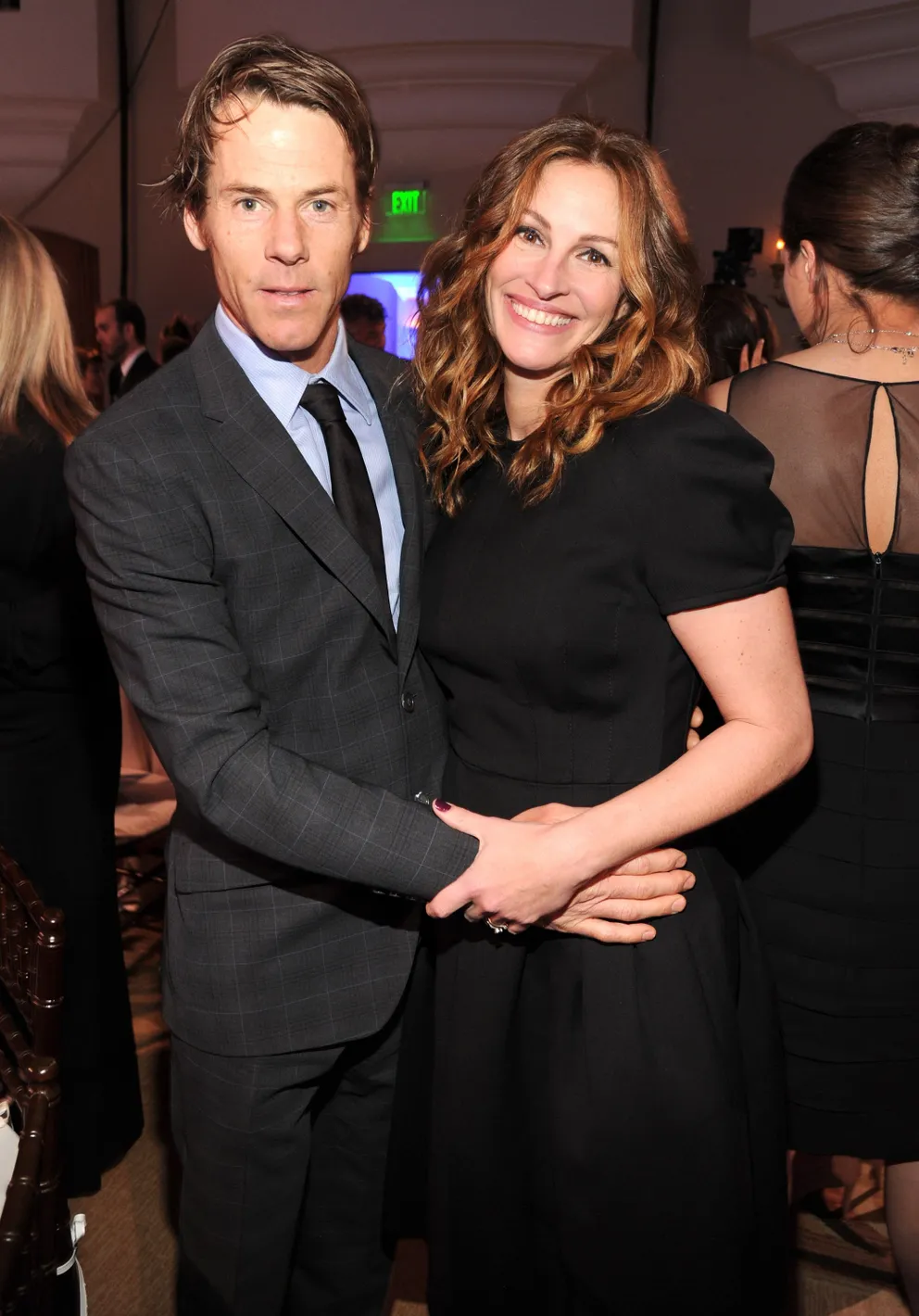 Danny Moder and Julia Roberts attend the 3rd annual Sean Penn & Friends HELP HAITI HOME Gala benefiting J/P HRO presented by Giorgio Armani at Montage Beverly Hills on January 11, 2014, in Beverly Hills, California. | Source: Getty Images.