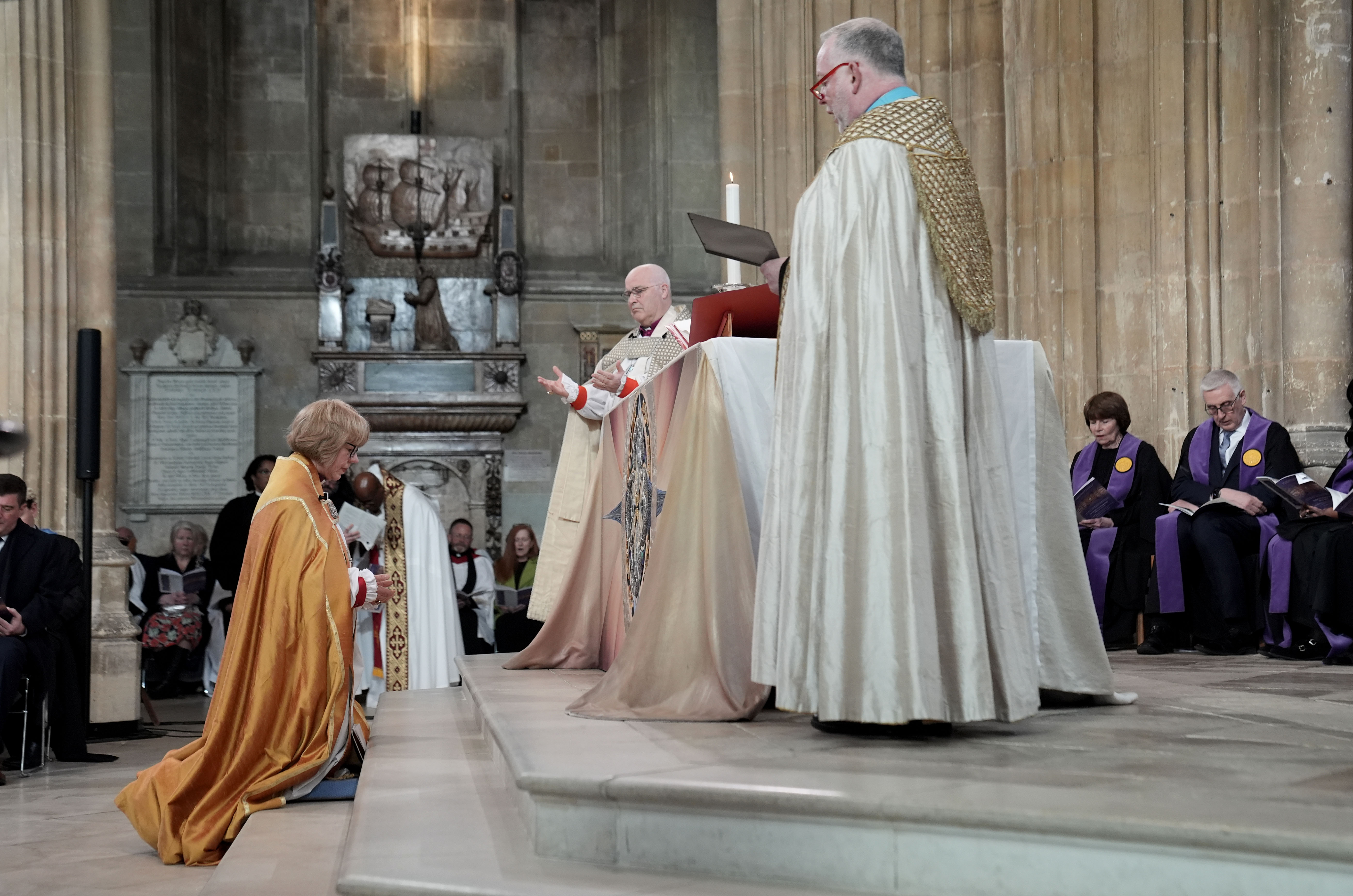 Draped in gold and kneeling on the floor of Canterbury Cathedral on 25 March 2026, Mullally renewed her vows before the Dean of Canterbury, the Very Rev. Dr. David Monteith, and Archbishop of York Stephen Cottrell — a moment of quiet submission that, within minutes, gave way to her enthronement as the most senior cleric in the Church of England.