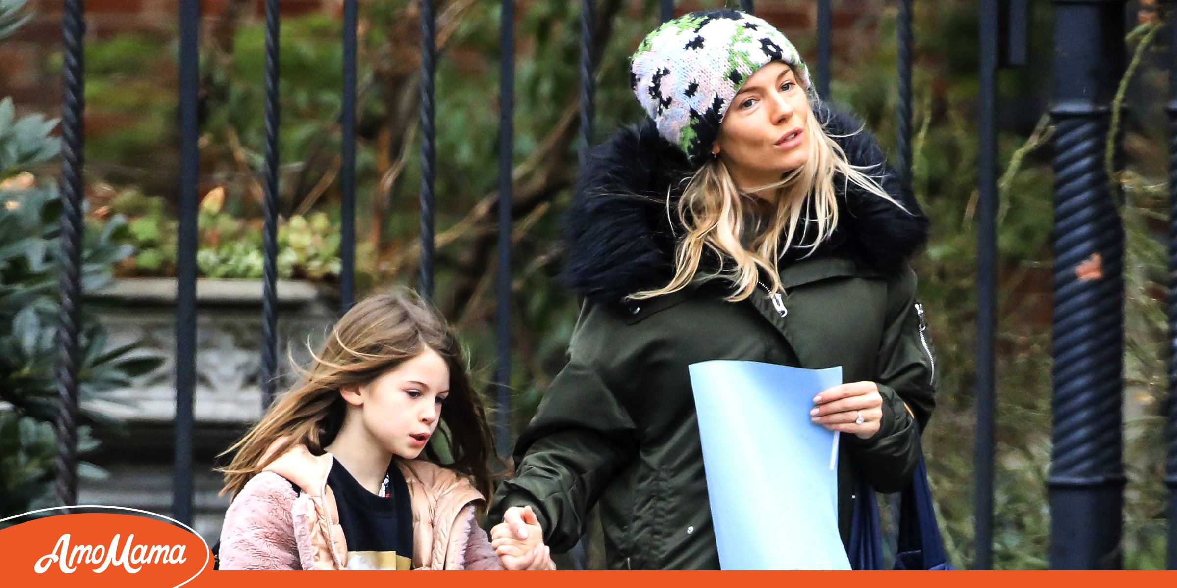 Marlowe Ottoline Layng Sturridge Does Not Have a Phone Meet Sienna