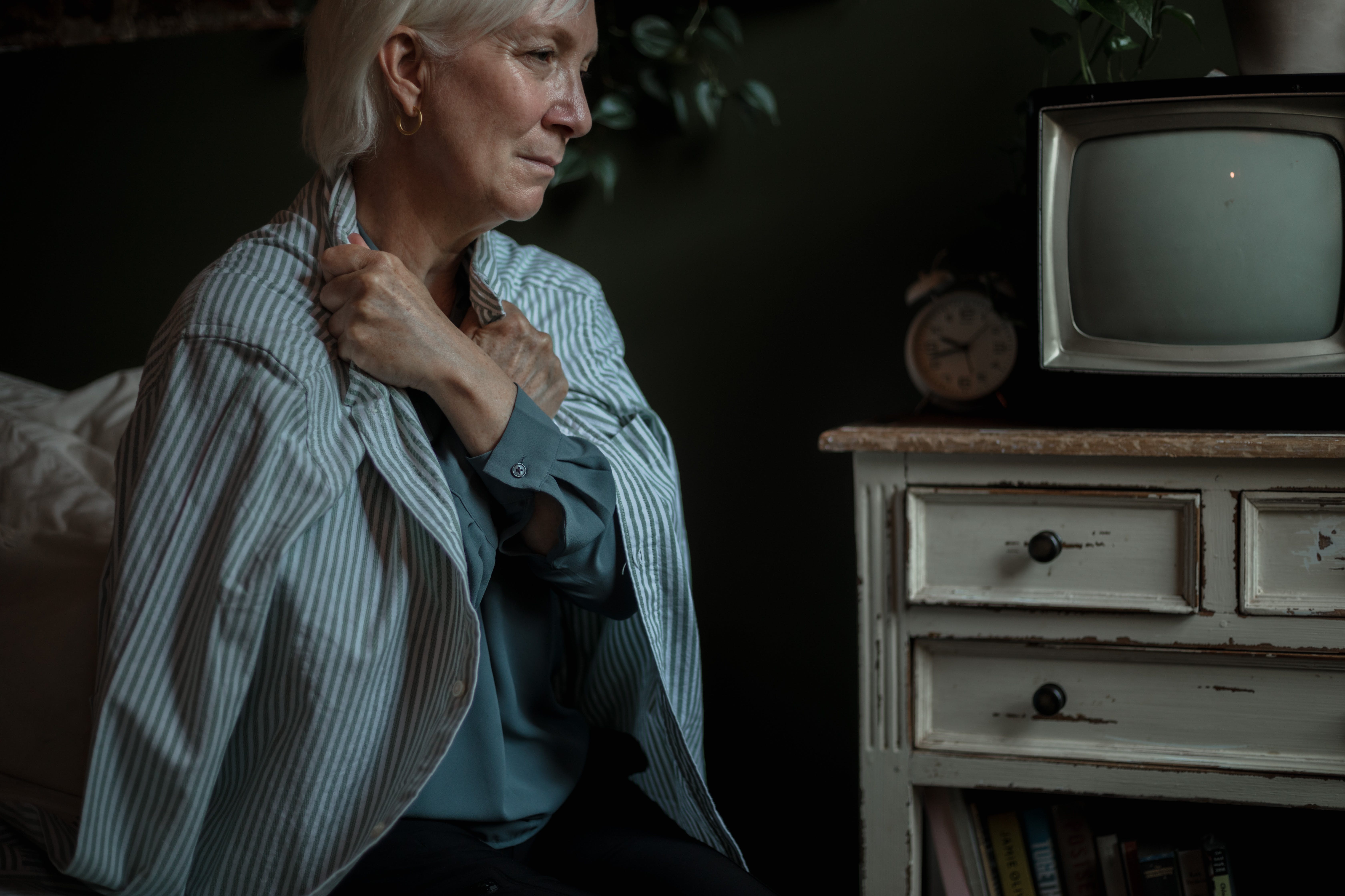 An elderly woman feeling unhappy and alone. | Source: Pexels