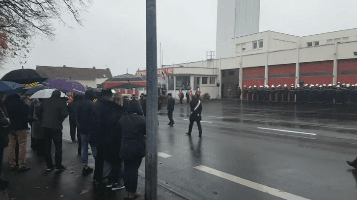 Manifestation des sapeurs pompiers de Cholet |  Youtube / Manu M