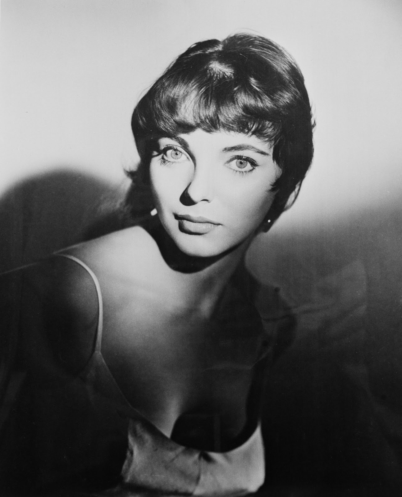 Joan Collins circa 1955. | Source: Getty Images