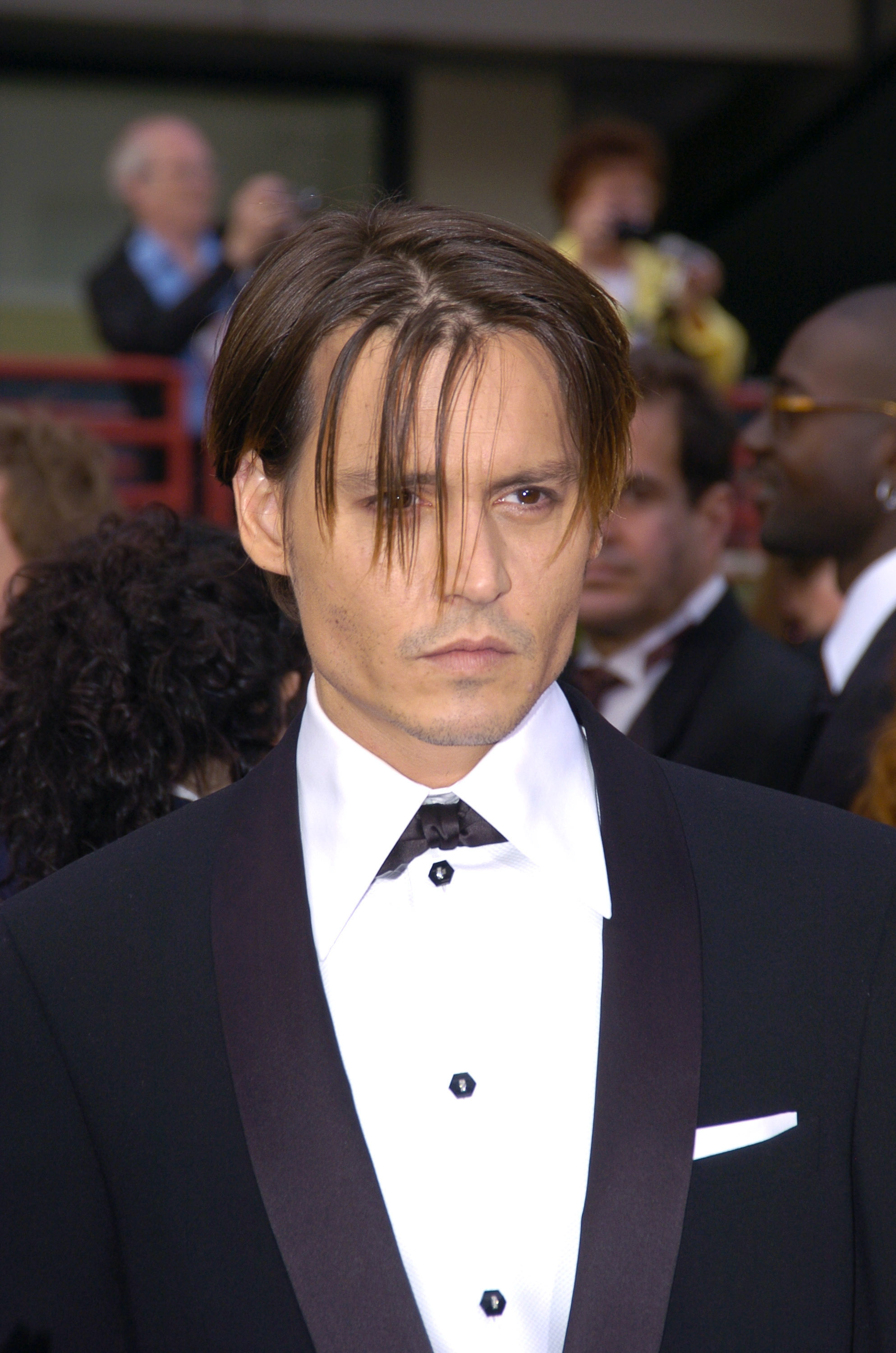 Johnny Depp at the 76th Annual Academy Awards in Hollywood, California on February 29, 2004 | Source: Getty Images